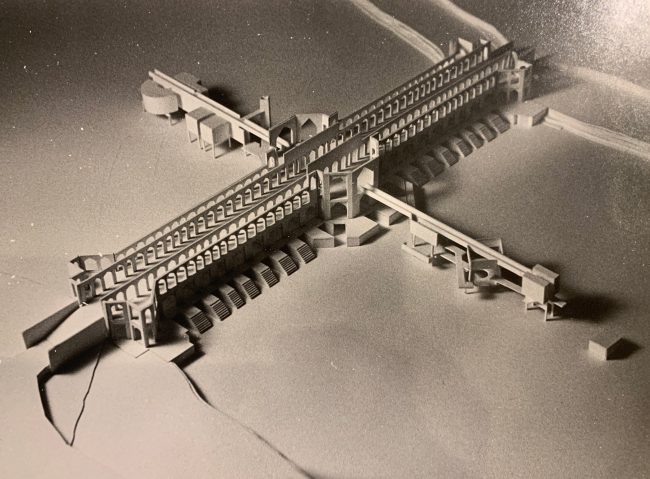 Kjajoo Bridge Museum, Iran